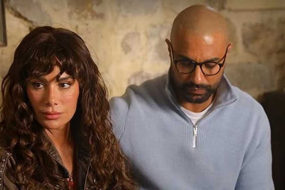 بطولة كريم فهمي.. مسلسل 220 يوم الأعلى مشاهدة في مصر بعد 4 حلقات من عرضه بطولة كريم فهمي.. مسلسل 220 يوم الأعلى مشاهدة في مصر بعد 4 حلقات من عرضه