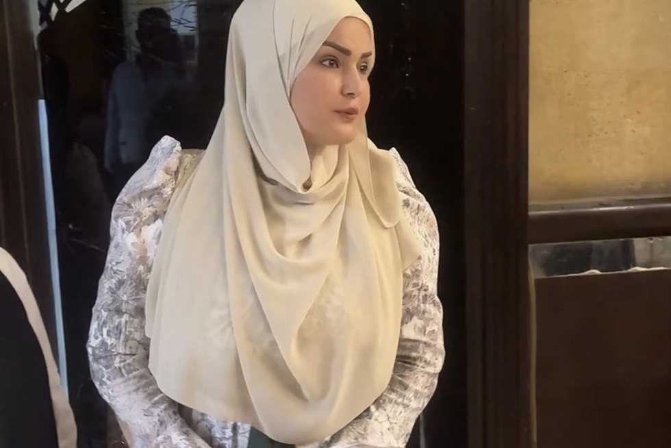 «لازم أجاهر بالتوبة».. سما المصري تظهر بالحجاب في إحدى لجان انتخابات الشيوخ «لازم أجاهر بالتوبة».. سما المصري تظهر بالحجاب في إحدى لجان انتخابات الشيوخ