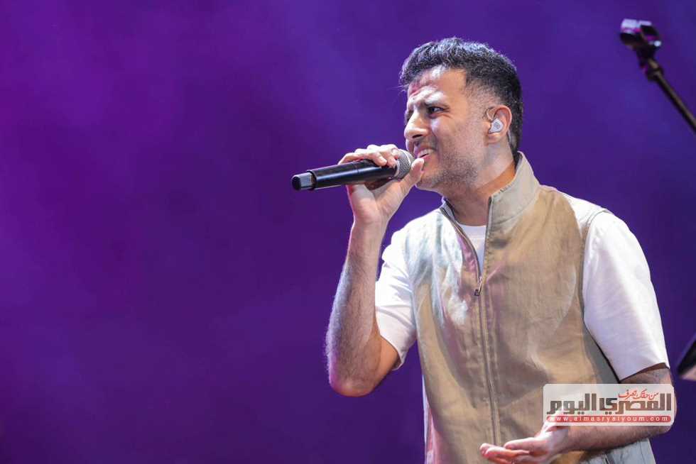 حمزة نمرة يعلق على رسالة مؤثرة من سيدة مسنّة عن أغنيته الجديدة.. ماذا قال؟ حمزة نمرة يعلق على رسالة مؤثرة من سيدة مسنّة عن أغنيته الجديدة.. ماذا قال؟