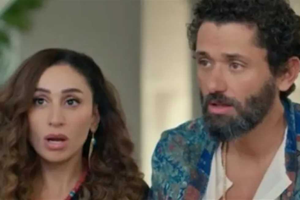 بعد نفي شائعة الانفصال.. تصرف مفاجئ من كريم محمود عبدالعزيز تجاه دينا الشربيني والأخيرة ترد