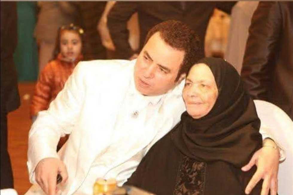 موعد ومكان جنازة والدة الفنان صبحي خليل