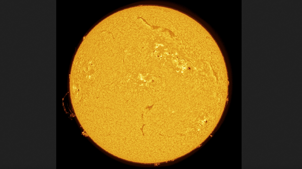 "مرصد الختم" يرصد ظواهر شمسية نادرة تزامنا مع زيادة نشاط الشمس