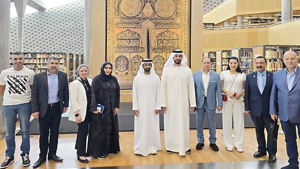 برئاسة خليفة بن محمد.. وفد إماراتي يطّلع على الممارسات المعرفية في مكتبة الإسكندرية برئاسة خليفة بن محمد.. وفد إماراتي يطّلع على الممارسات المعرفية في مكتبة الإسكندرية