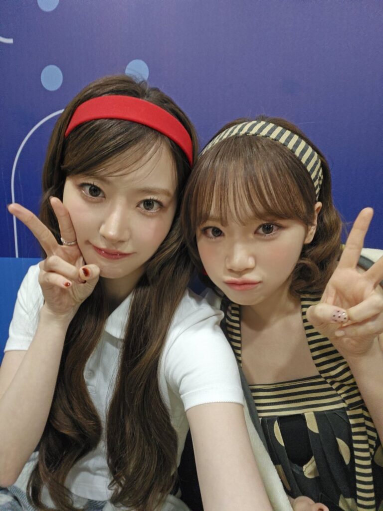 250802 تحديث IM_Lesserafim Twitter - رسالة عيد ميلاد Miyawaki Sakura السعيدة إلى Kim Chaewon