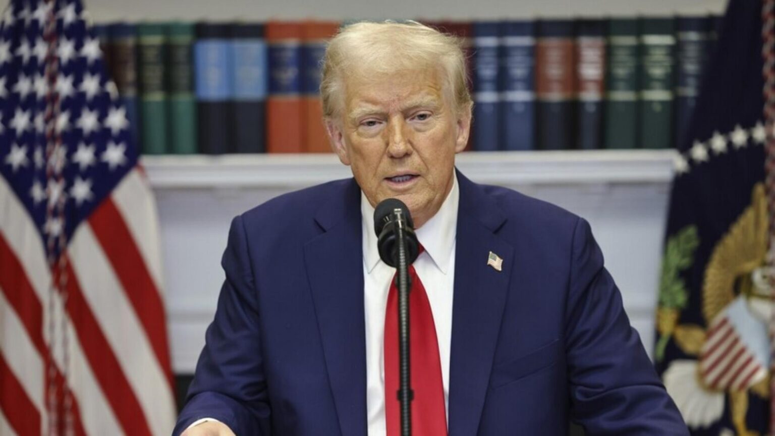 ترامب قبل القمة مع بوتين: الرهانات كبيرة