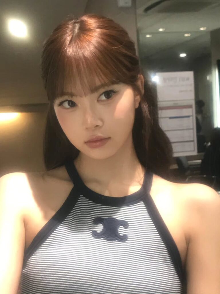 250803 تحديث Hong Eunchae Instagram