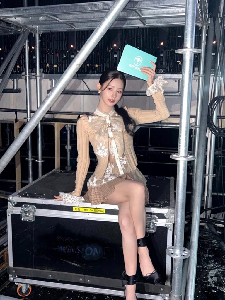 250816 التحديث الرسمي - Miyeon On B: My Boyz