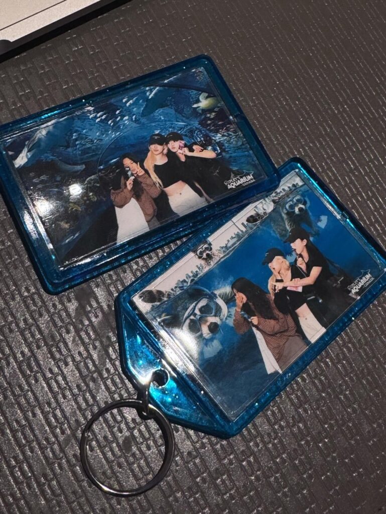 250805 تحديث قصة Jane IG مع الورود