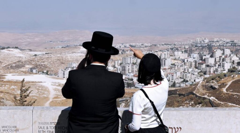 مخطط إسرائيلي يشطر الضفة ويدفن فكرة «الدولة»