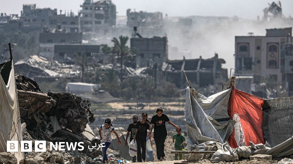 حرب غزة: الكابينت يُناقش مستقبل العملية العسكرية في غزة، وإسرائيل تستهدف شخصية "مركزية" من حماس