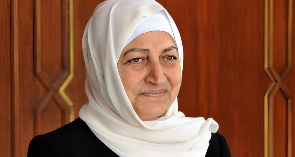 بهية الحريري: حفظ الله جيشنا الوطني