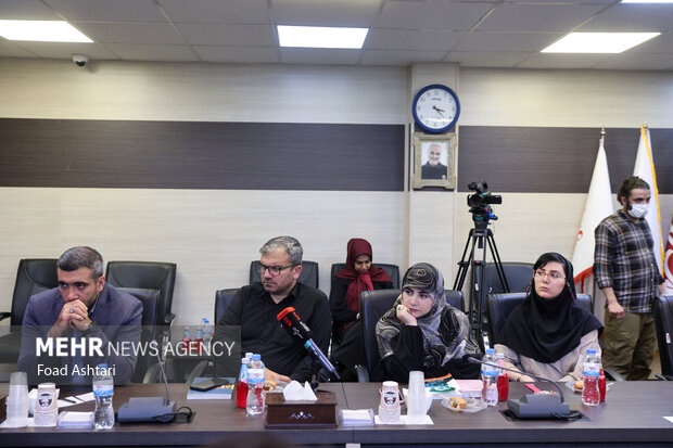 الحكومة اللبنانية تتعرض لضغوط من السفارات؛ نزع سلاح حزب الله غير قابل للتنفيذ