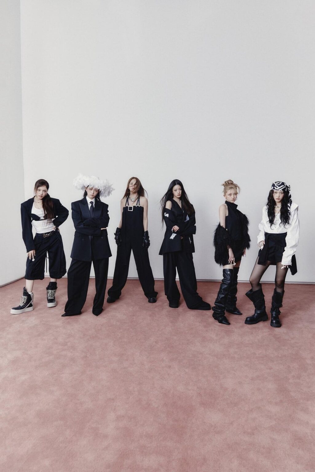 250810 Ive - The 4th EP: Ive Secret (Trailer Photo 2)