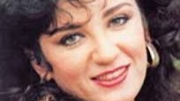 عودة الجدل حول إيمان الطوخي.. وأغنية النظرة الأولى تتصدر المشهد