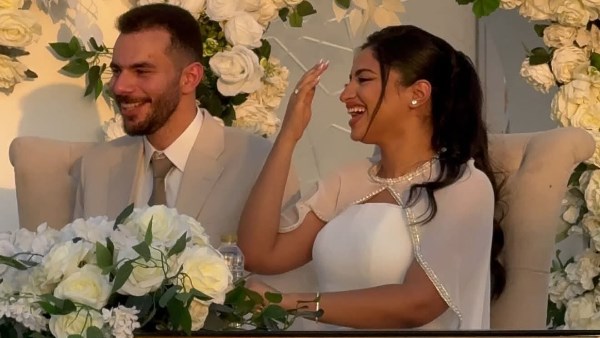 فستان العروسة يخطف الأنظار.. شاهد كتب كتاب نجل الفنان بيومي فؤاد فستان العروسة يخطف الأنظار.. شاهد كتب كتاب نجل الفنان بيومي فؤاد