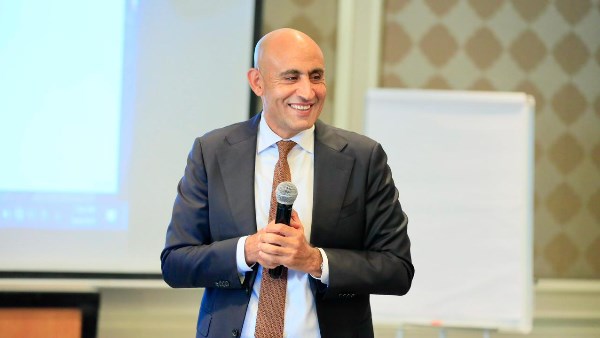 لأول مرة| التعليم تتيح تحميل المناهج الجديدة قبل بدء الدراسة.. ونسخ مجانية مطبوعة للتقييمات.. ودروس عن “المنسي ومو صلاح” بالمقررات