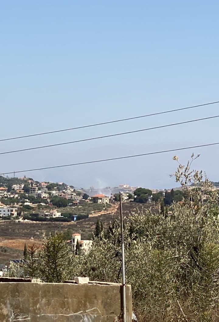 غارة من مسيَّرة إسرائيلية على أطراف صير الغربية (إكس).