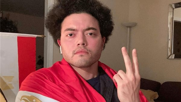 عاد إلى مصر بعفو رئاسي .. من هو علي حسين مهدي وماذا حدث معه؟ عاد إلى مصر بعفو رئاسي .. من هو علي حسين مهدي وماذا حدث معه؟