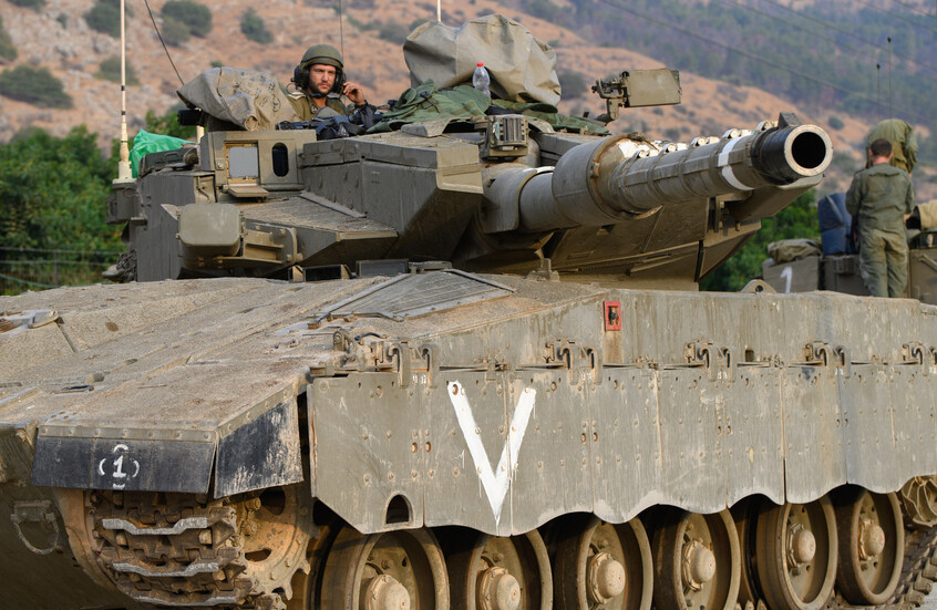 دبابة إسرائيلية (وكالات). 