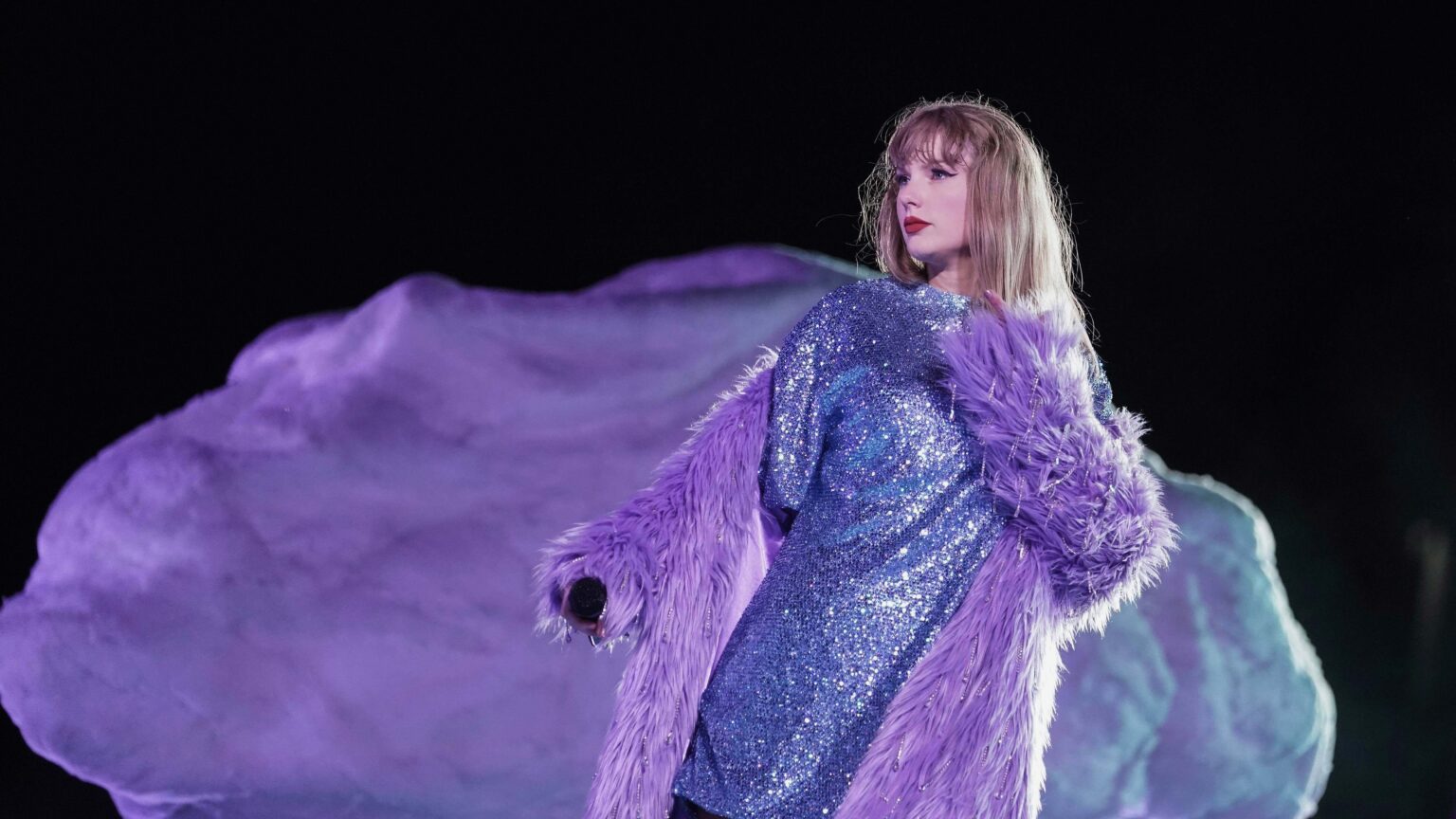 عندما يرفض الطفل النوم في سريره.. ماذا تفعل؟