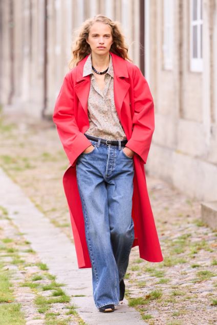 الاحمر في عرض Skall Studio لربيع وصيف 2026 في كوبنهاغن (انترنت)