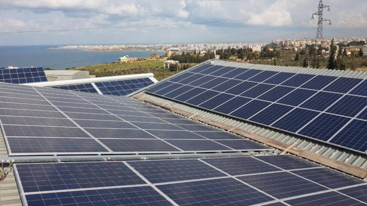 أرقامٌ مفاجئة... وكهرباء 24/24؟!