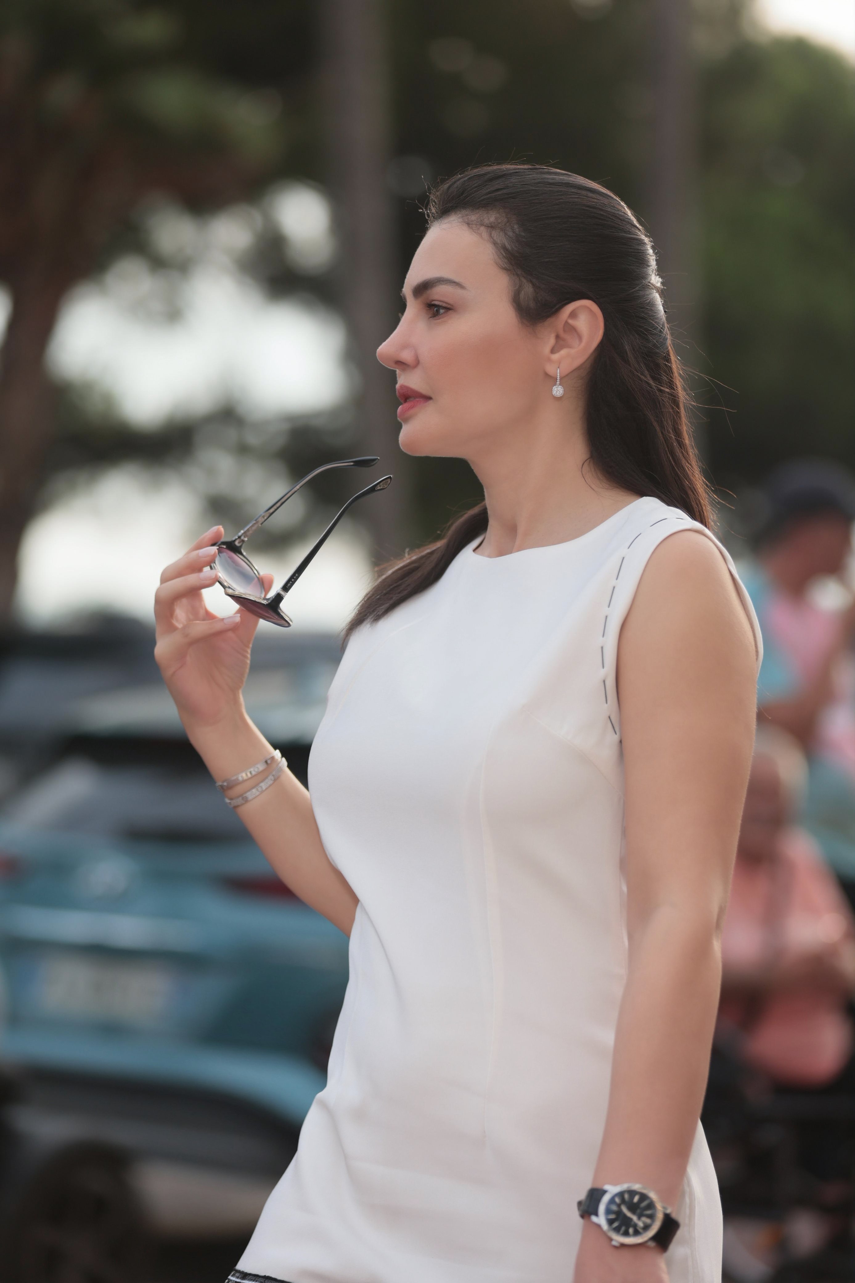 الفنانة دينا فؤاد