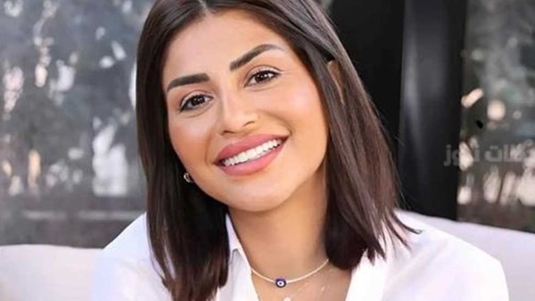 انتي بتعرفي ربنا؟.. منة فضالي ترد على منتقدي ملابسها وسفرها الدائم انتي بتعرفي ربنا؟.. منة فضالي ترد على منتقدي ملابسها وسفرها الدائم