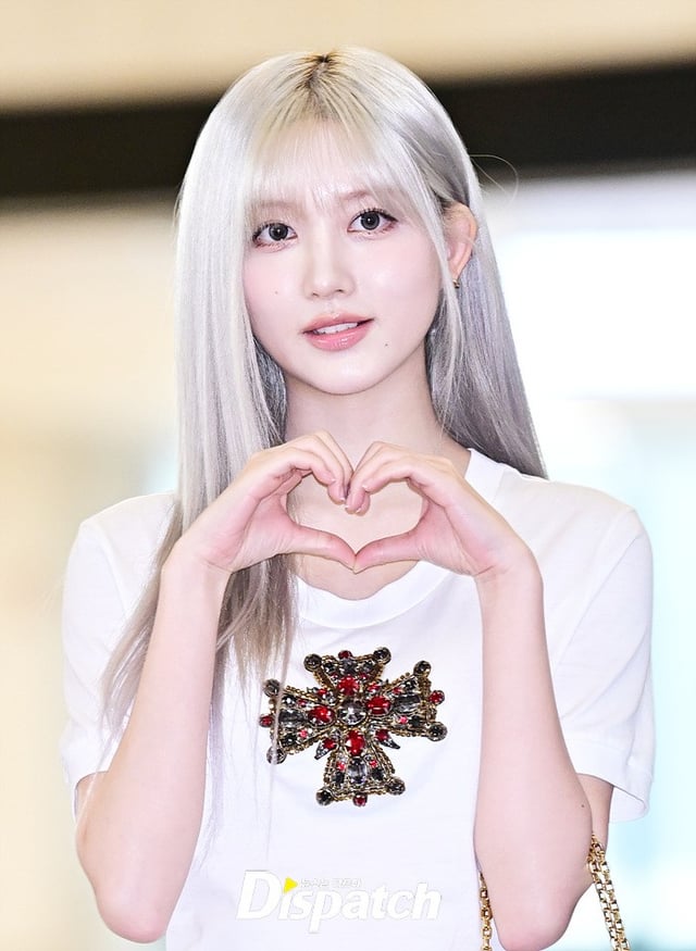 250819 IVE - مغادرة مطار Gimpo الدولية إلى اليابان (صور بواسطة كوريا ديسباتش)
