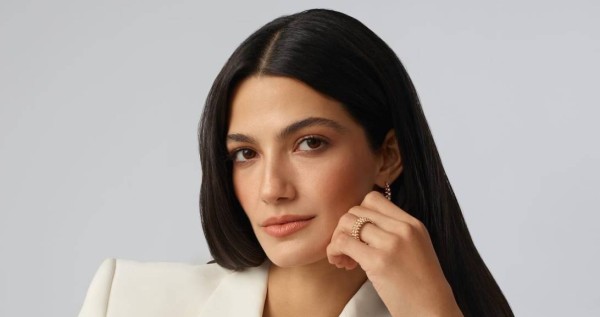 تارا عماد في 'درويش' ... 'ماتراه ليس كما يبدو'