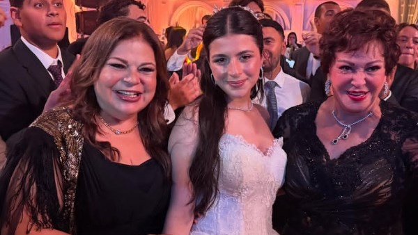 معانا ريال.. حفيدة فيروز تحتفل بزفافها وسط نجوم الفن معانا ريال.. حفيدة فيروز تحتفل بزفافها وسط نجوم الفن
