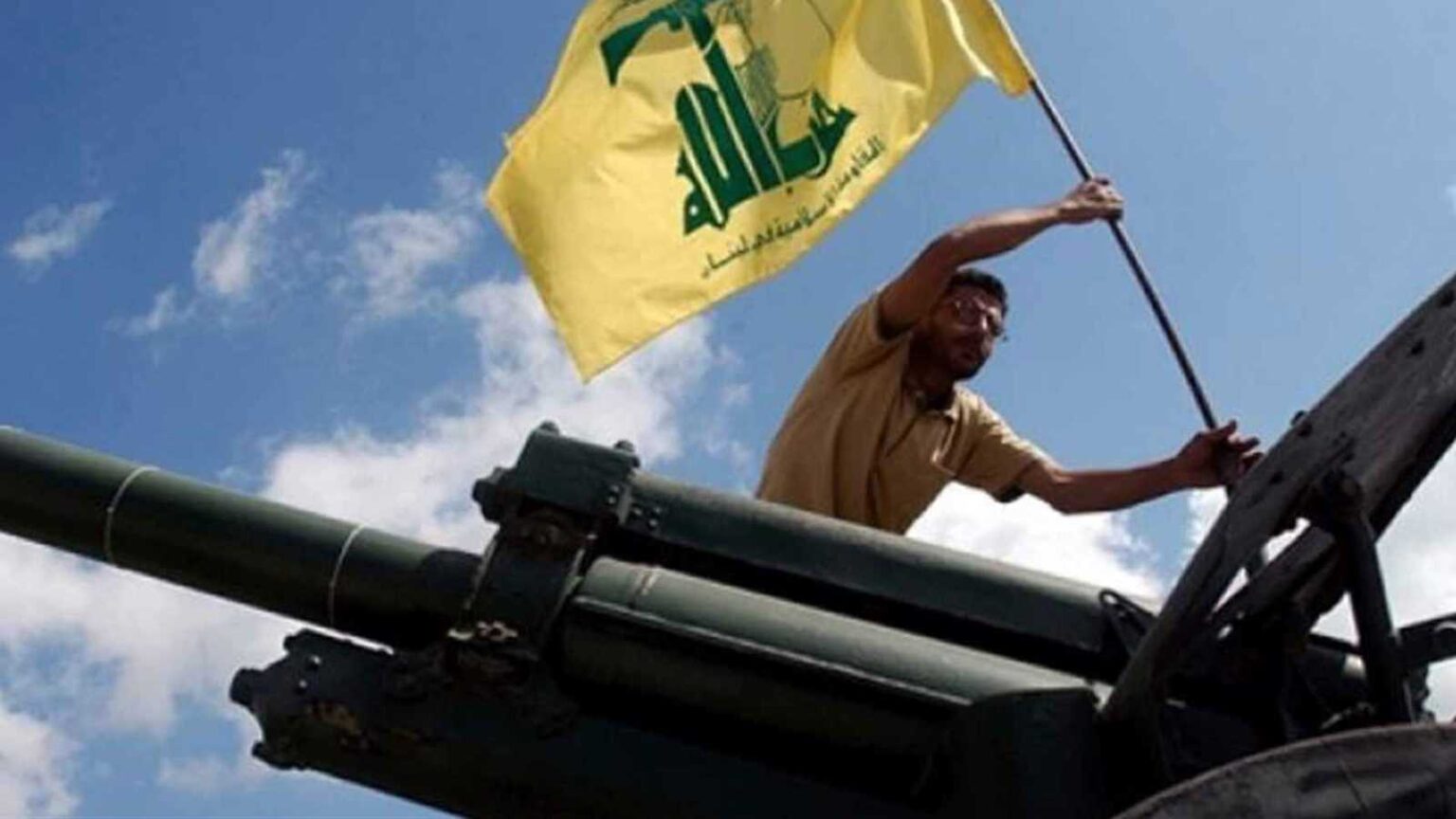 "الجيش الموازي" يطرق الأبواب.. قانون الحشد الشعبي يفجّر جدل السيادة في العراق