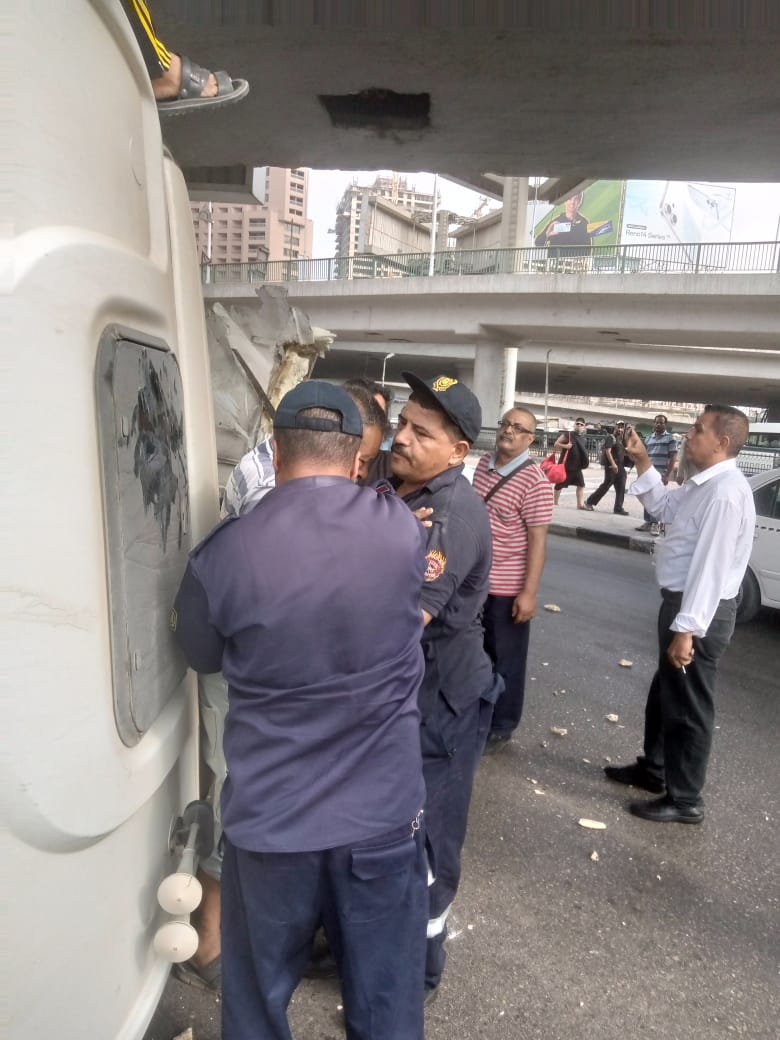 c6c41e01-01af-47f6-8a12-4dcccabf2898