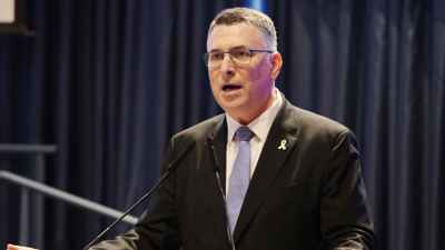 نافيا "تجويع أطفال غزة".. ساعر يهاجم حكومة إيرلندا