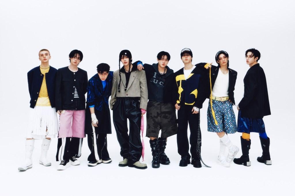 "الكرمة" من قبل Stray Kids لاول مرة في المرتبة الأولى على Billboard 200