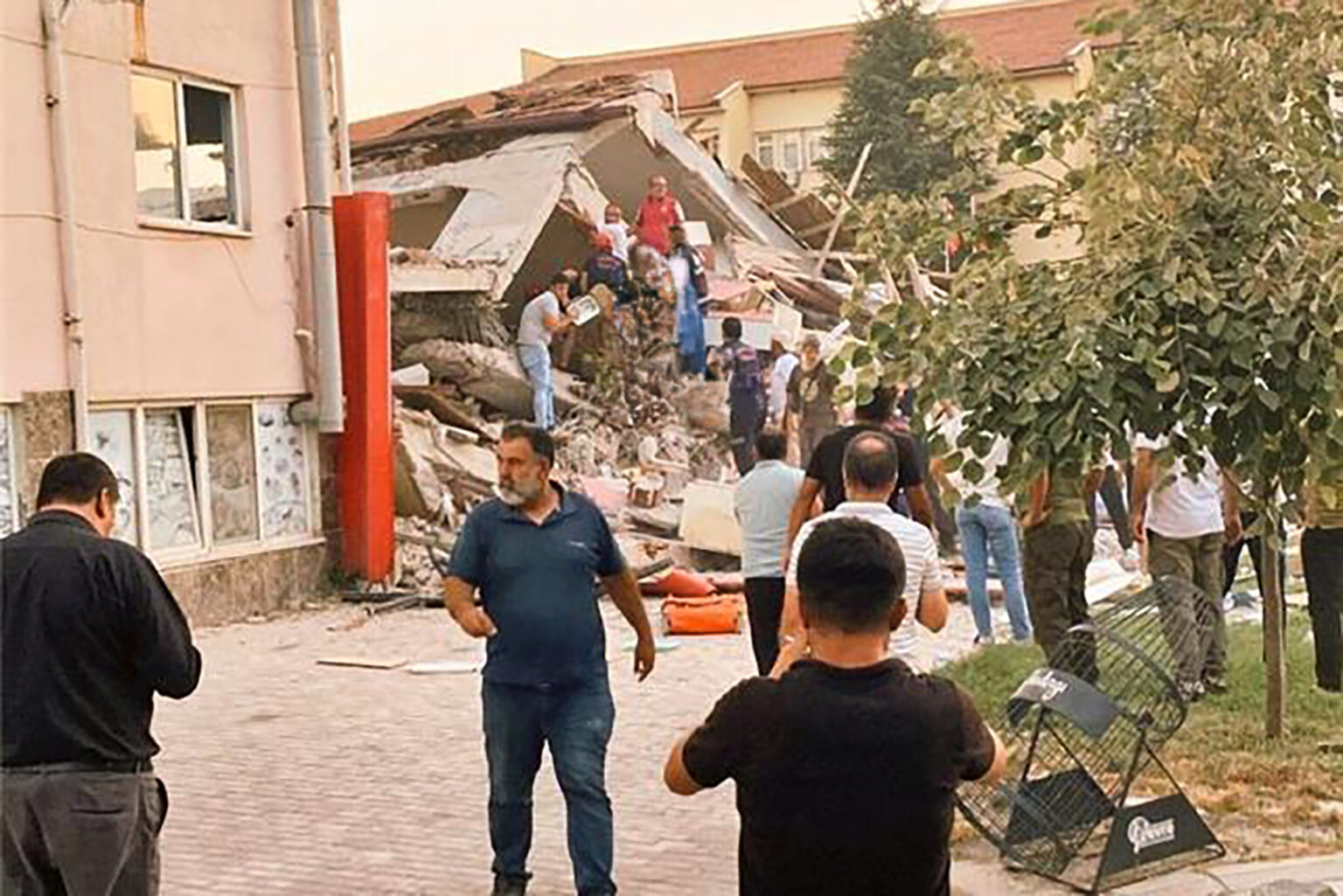 زلزال بقوة 6.1 درجات يهز تركيا | أخبار زلزال بقوة 6.1 درجات يهز تركيا | أخبار