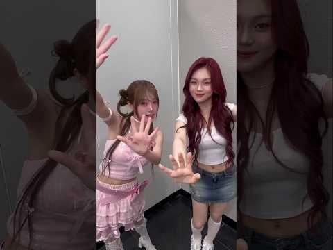 Viviz Umji (مع Choi Yena) - La la Love Me (تحدي الرقص) (250809)