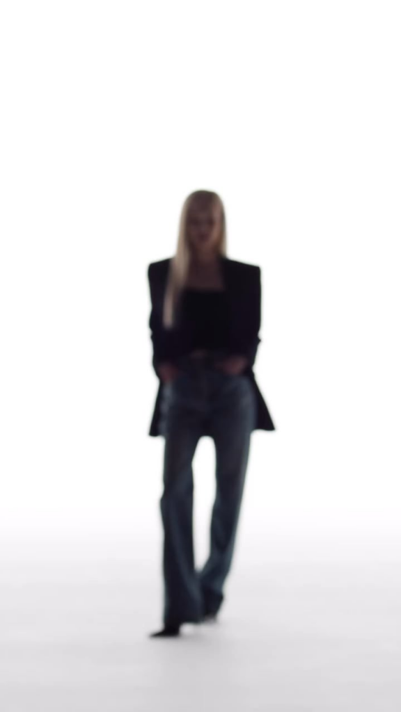 250827 Rosé for YSL Beauty | وراء الكواليس