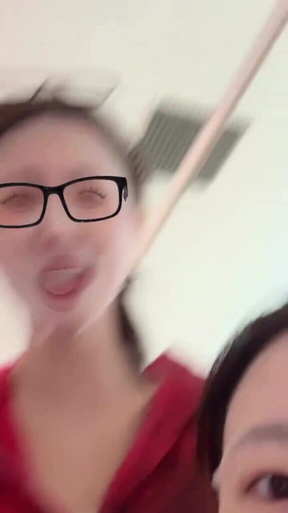 250817 قصة Shuhua Instagram مع Miyeon