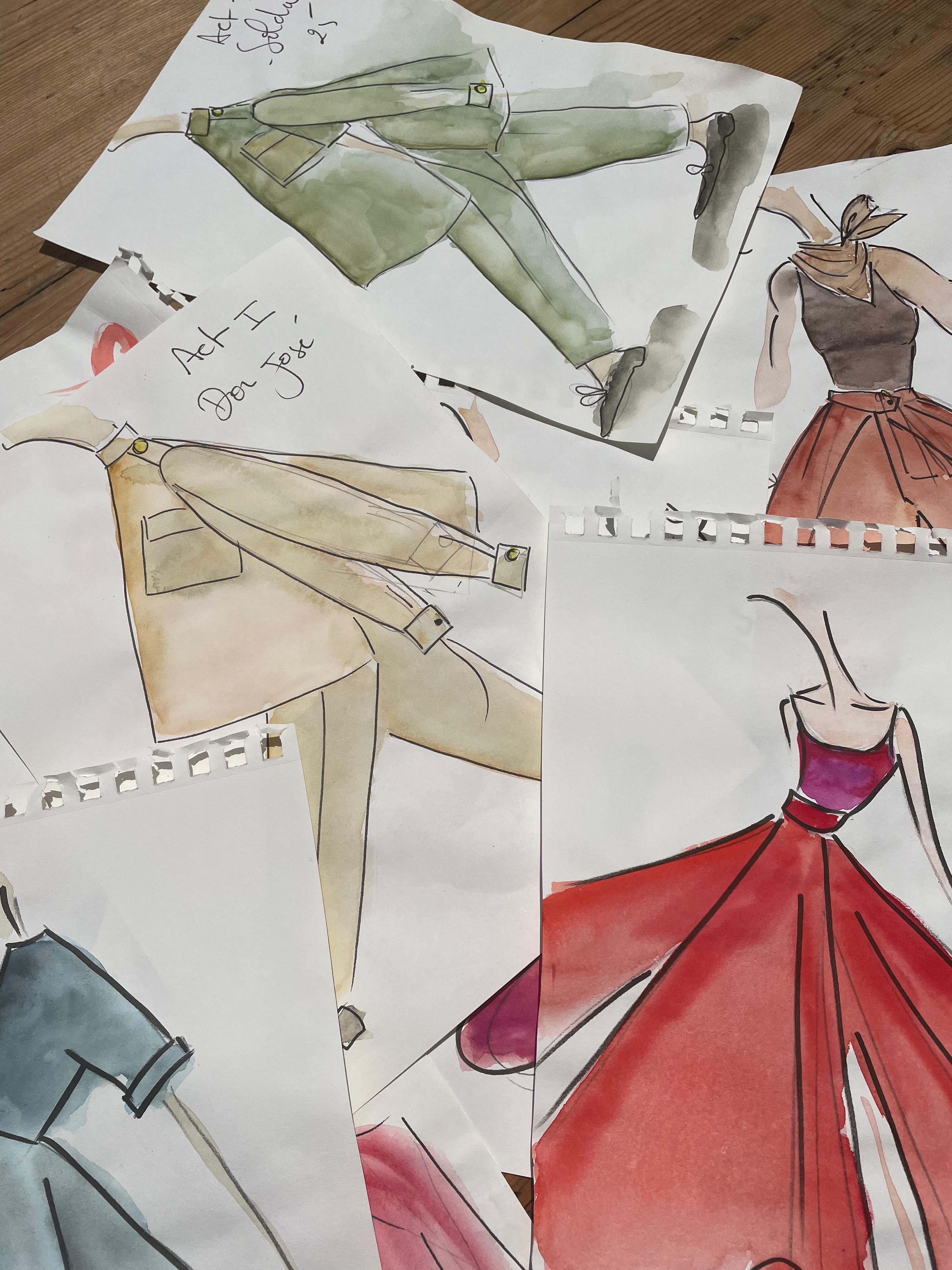 تصاميم ربيع كيروز لـ“كارمن“. (ربيع كيروز)