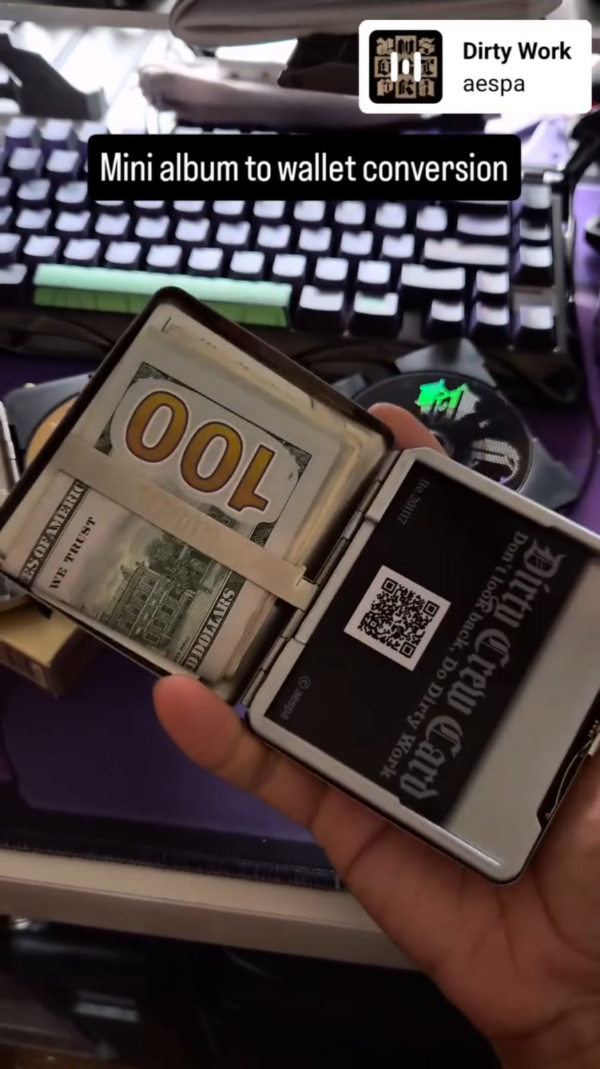 لقد حولت ألبومي إلى محفظة