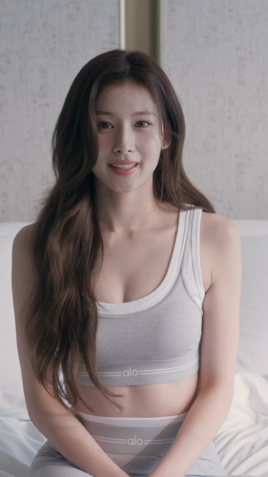 250829 ALO Tiktok Update - وراء الكواليس مع SANA في ALO Wellness Club. #alo