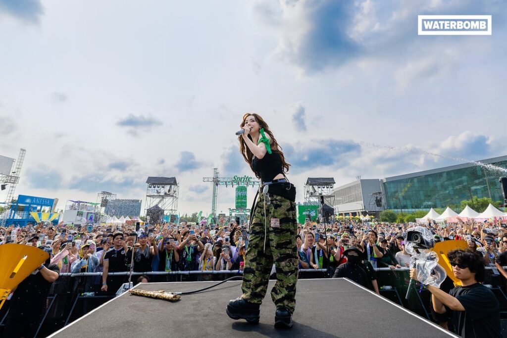 250818 تحديث Waterbomb Instagram مع Karina