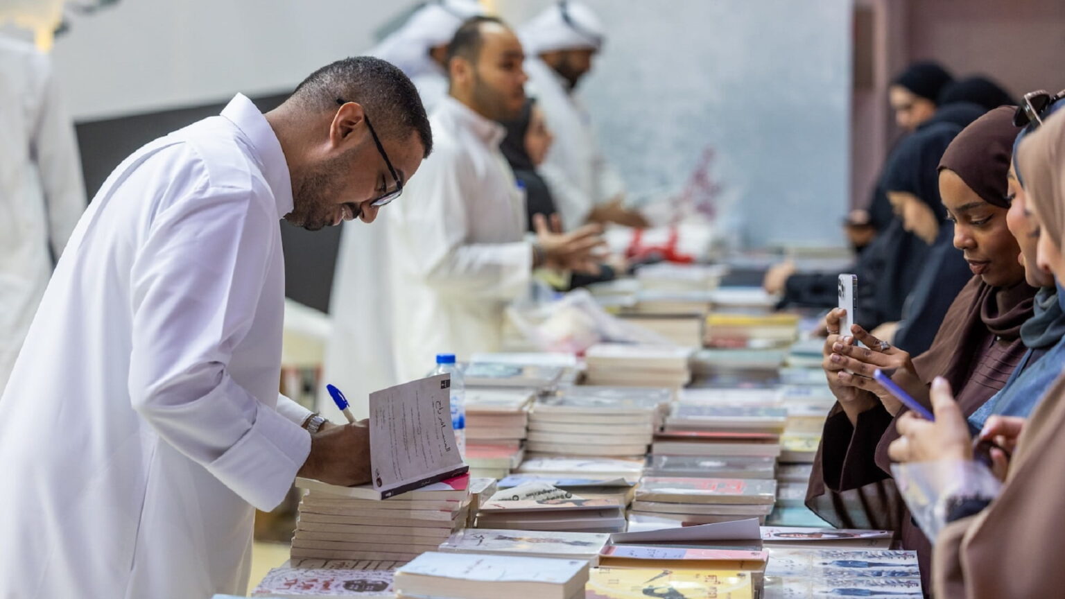 هيئة الشارقة للكتاب تفتح باب الترشح لجائزة ترجمان
