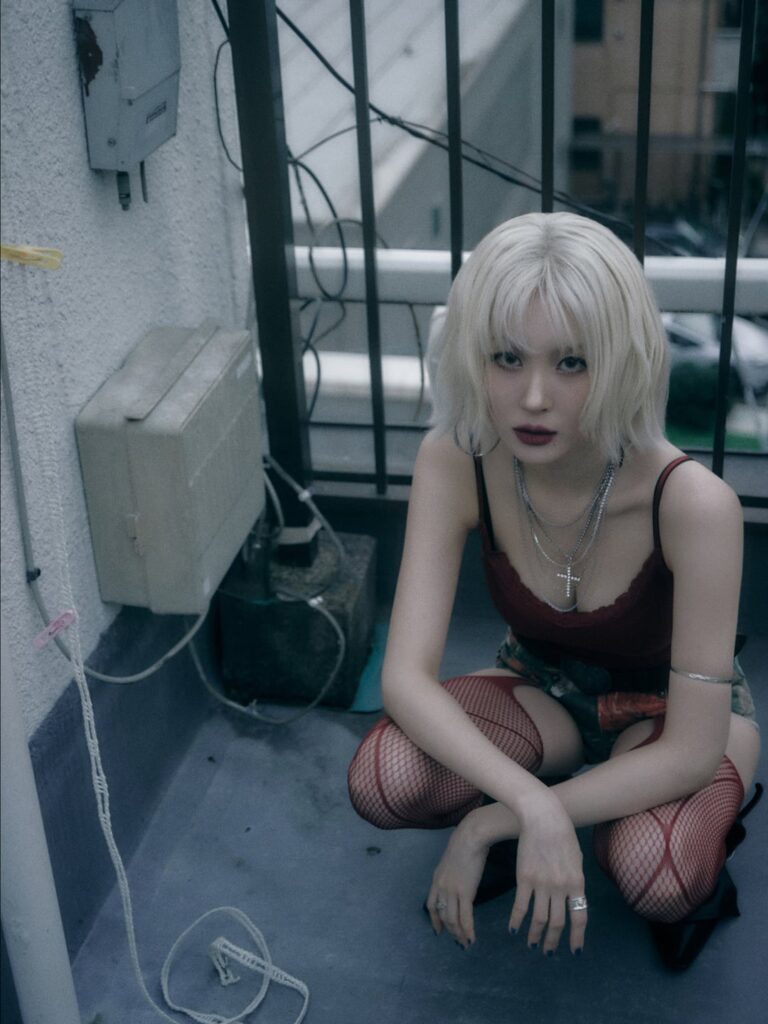 Sunmi - الأزرق! (مفهوم الصورة 2)