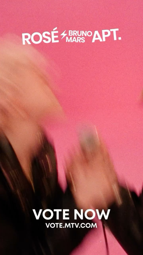 250828 Rosé (VampireHollie) IG Update