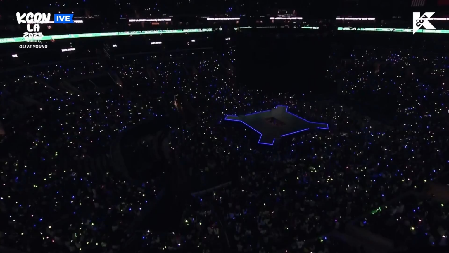 250801 Ive - intro + Rebel Heart @ Kcon La 2025