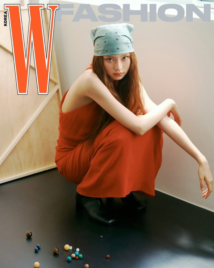 Kiiikiii - W Korea X Longchamp (August 2025 إصدار الغلاف الرقمي + معاينة التصويرية)
