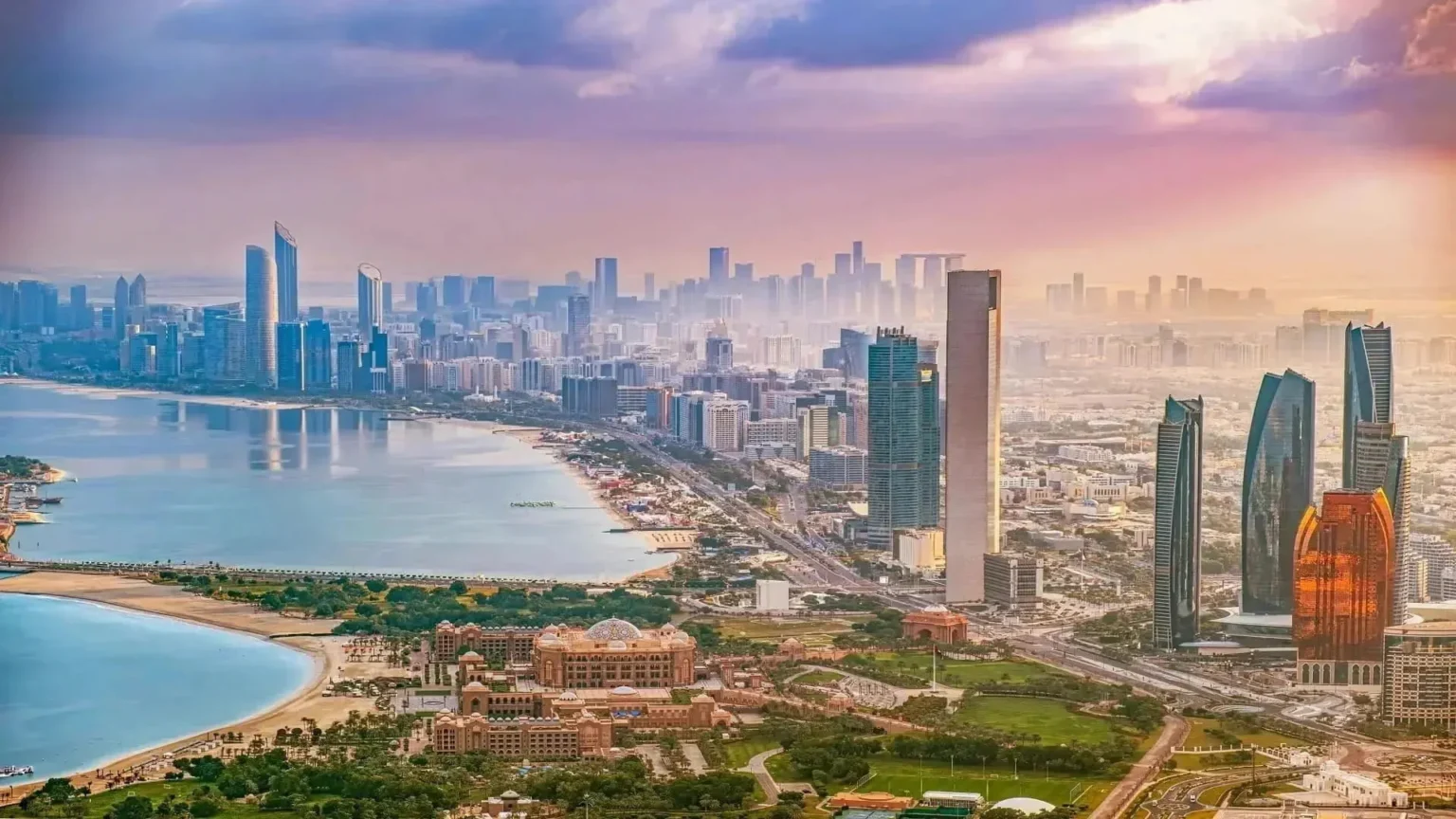 طقس الاثنين صحو إلى غائم جزئياً