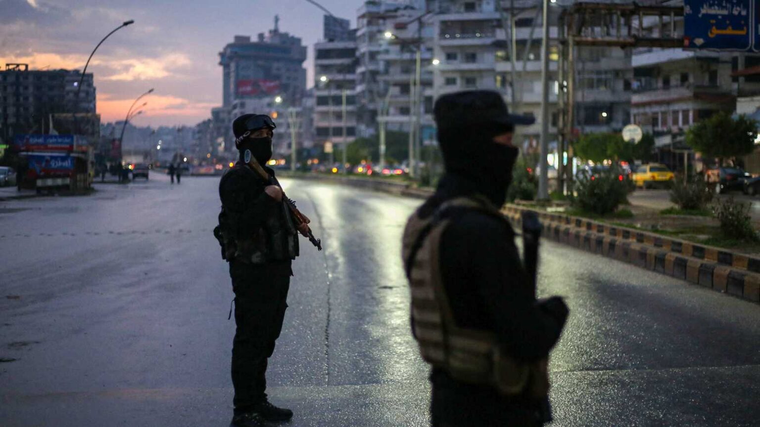 إصابة 6 جنود إسرائيليين بهجوم مسلح في غزة